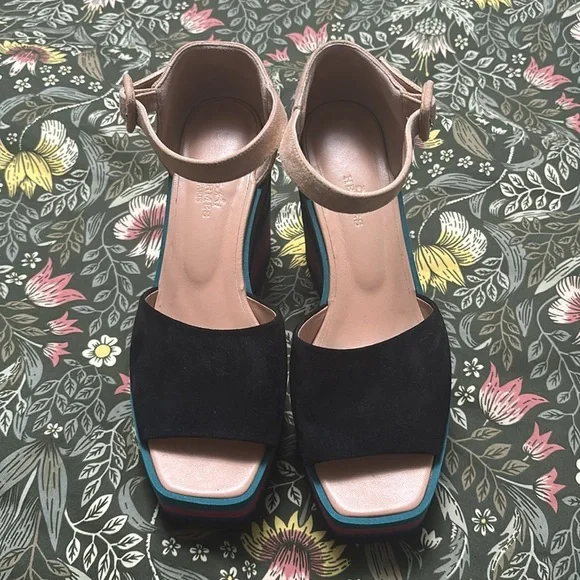 Hermés Colorful Platform Sandals - Picture 2 of 9